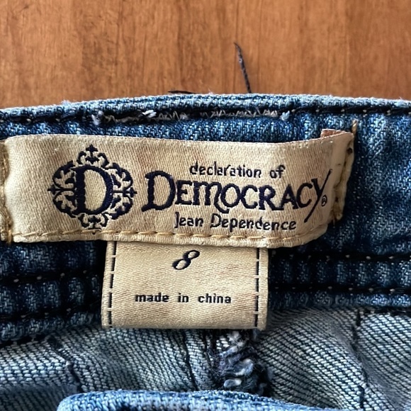 Democracy Jeans Size 8 - Picture 6 of 11